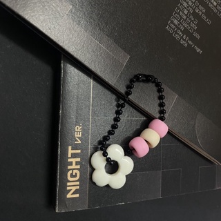 Móc khoá hạt cườm bông hoa vintage