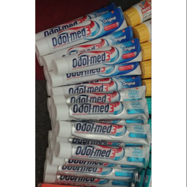 Kem đánh răng Odol-Med3