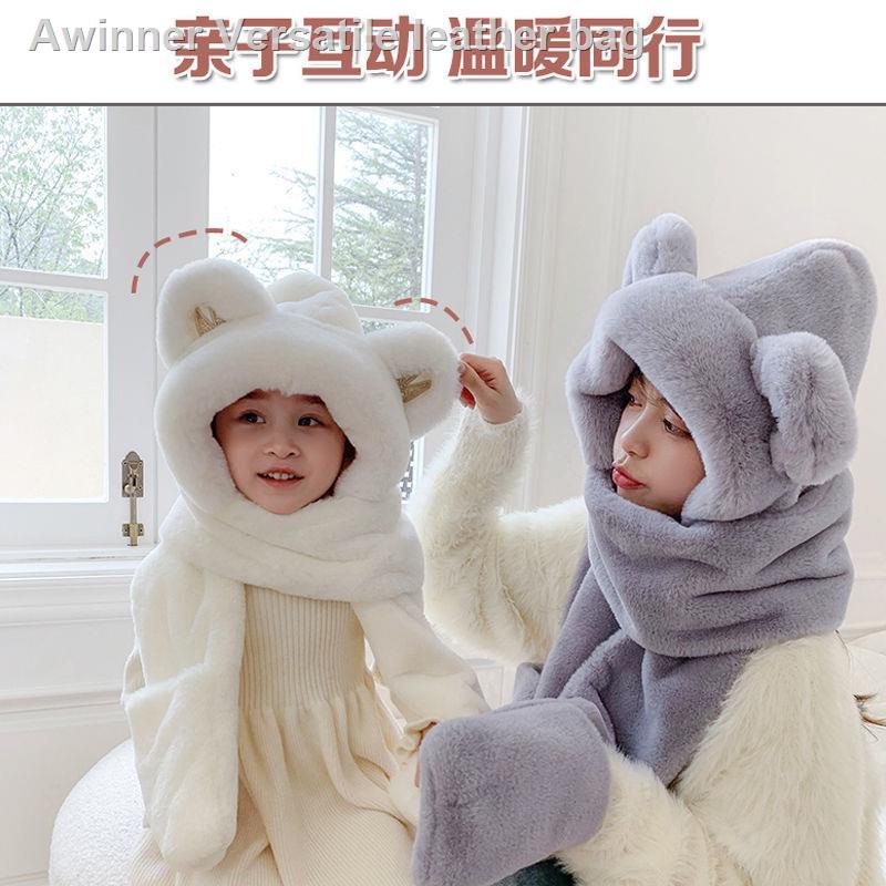 Mũ gấu tích hợp khăn quàng và găng tay dễ thương tất cả trong một thời trang mùa đông cho nữ