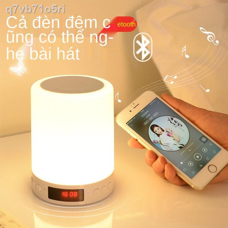 Âm nhạc đầy màu sắc đèn bàn thanh đồng hồ báo thức phòng ngủ sạc loa siêu trầm mini bluetooth dễ