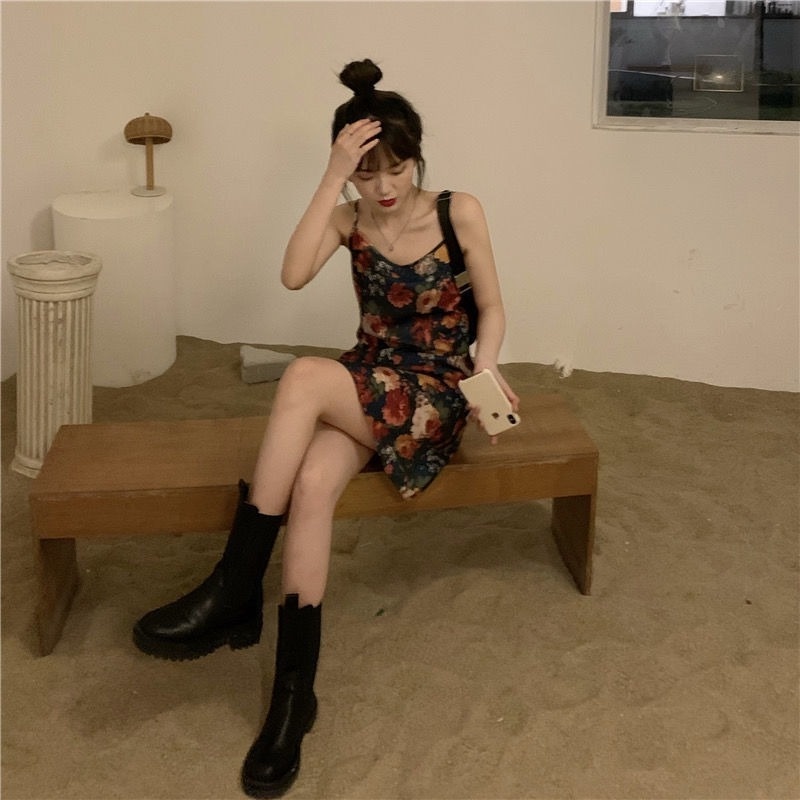 Đầm hai dây họa tiết hoa nhí xinh xắn phong cách retro Hàn Quốc