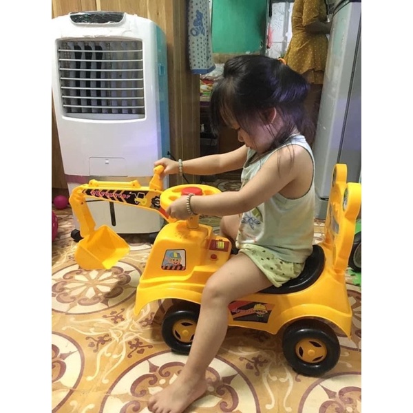 Xe cần cẩu có nhạc cho bé