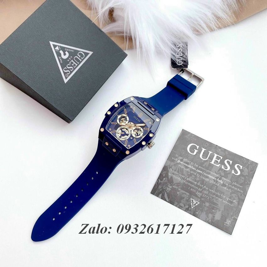 Đồng Hồ Nam Guess GW0203G7 Mặt Hình Quả Trám Dây Silicone 43 x 51mm