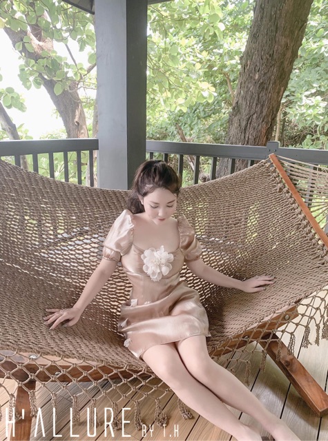 Hoa cúc cài áo thiết kế cao cấp