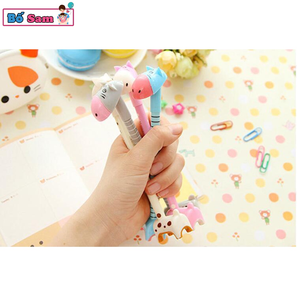 Bút viết hình hươu cao cổ có chân đáng yêu để bàn Shop Bố Sam