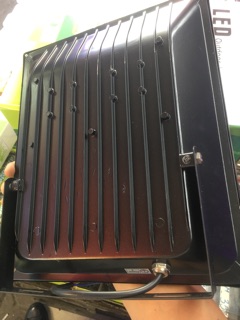 Đèn pha LED 100W IP66