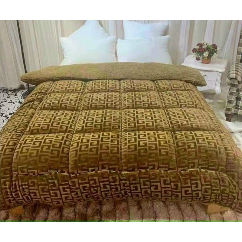 Chăn Lông Cửu Vạn, Chăn Nhung Tuyết Giữ Nhiệt Cực Tốt Nhập Khẩu Cao Cấp