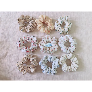 Dây cột tóc, buộc tóc Scrunchie hoa Vintage