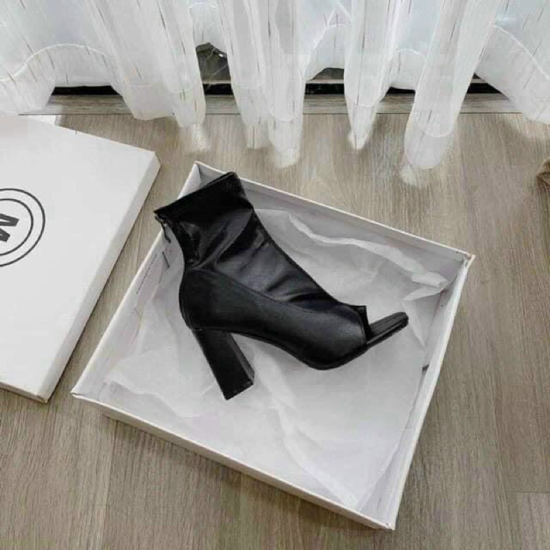 Bốt hở mũi, bốt cao cổ gót vuông 9cm mã 888