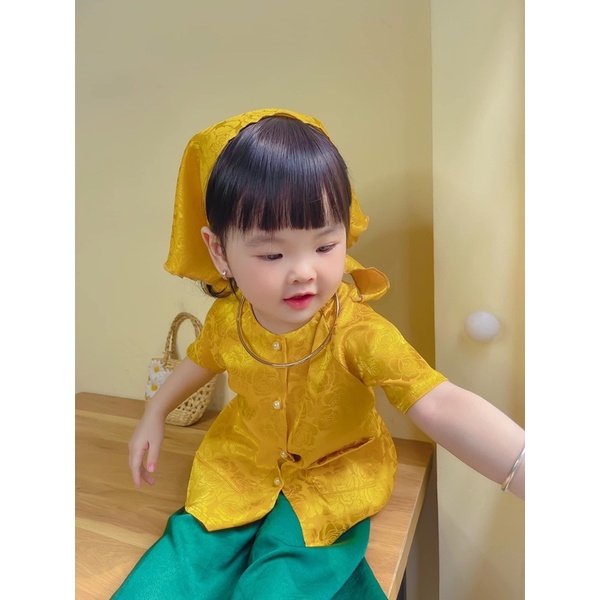 Bộ bà ba mẫu mới 2022 cho bé gái kèm khăn lụa đội đầu cho bé