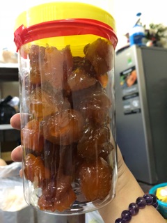 Mứt táo dẻo có hạt hộp 500g