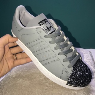 Giày adidas superstar mũi metal