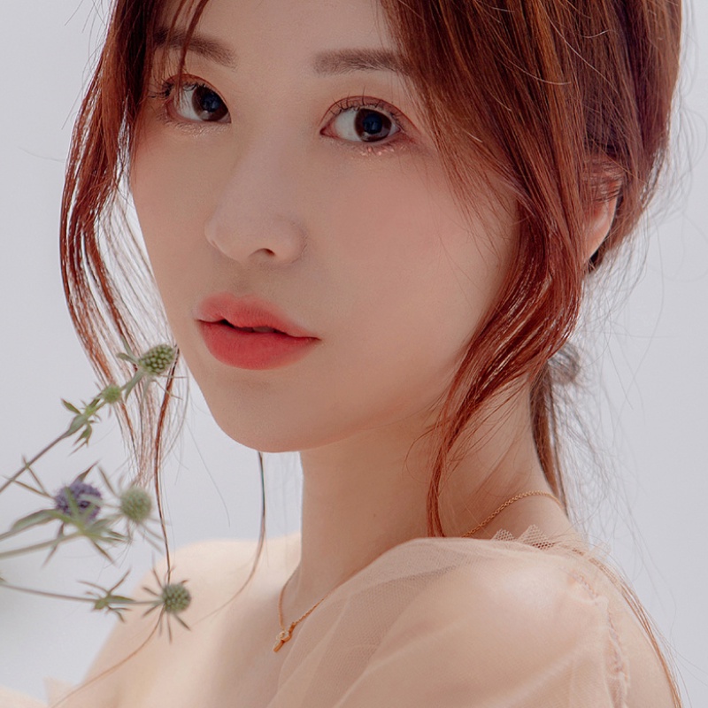 [Hàng mới về] Bút son nhung lì trang điểm sắc tố lâu trôi