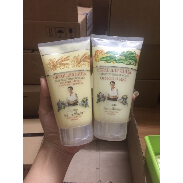Kem tẩy da chết bà già Nga 