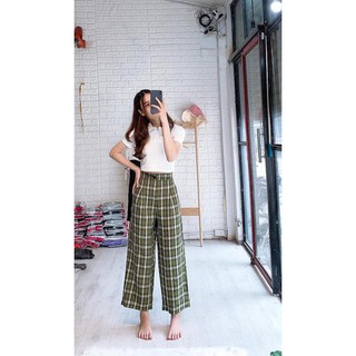 Quần chun sau cúc kẻ