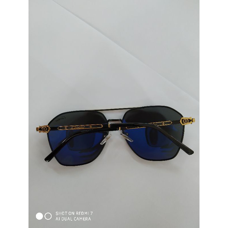 Kính mát cartier mắt polarized của Italy