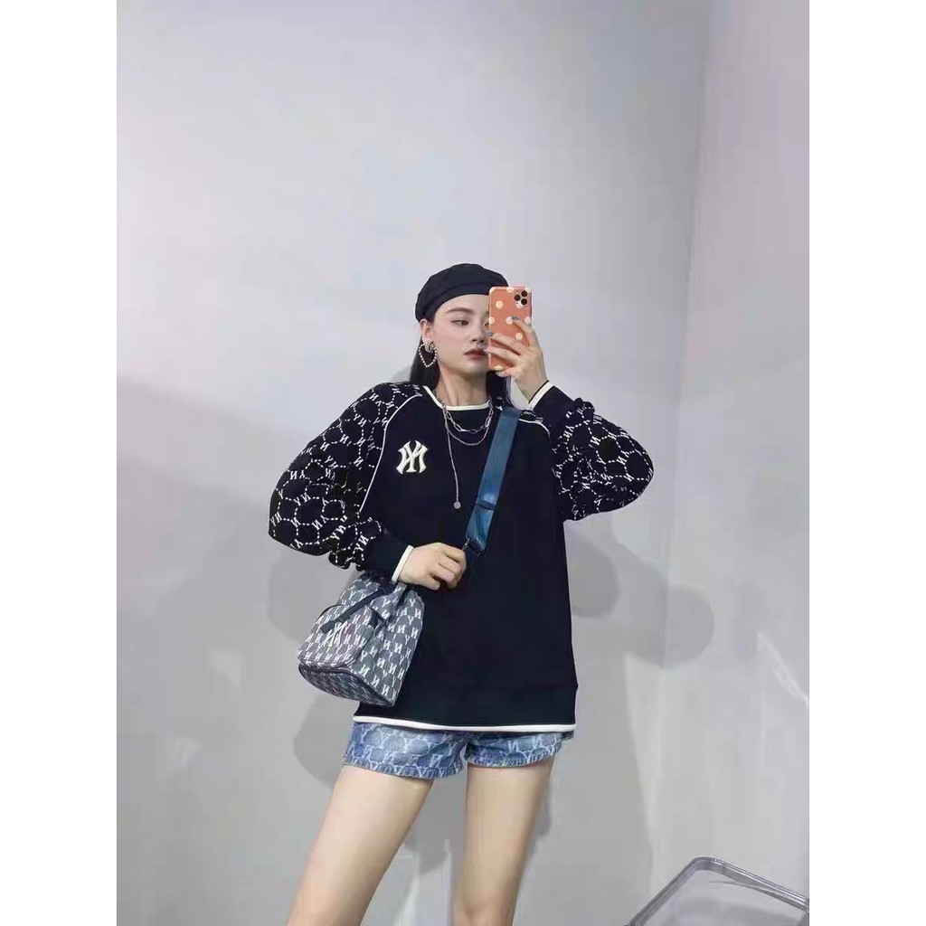 Áo thun dài tay nỉ da cá MLB MONOGRAM BACK BIG LOGO OVERFIT SWEATSHIRT NEW YORK YANKEES UNISEX FREESIZE 2 SIZE M-L