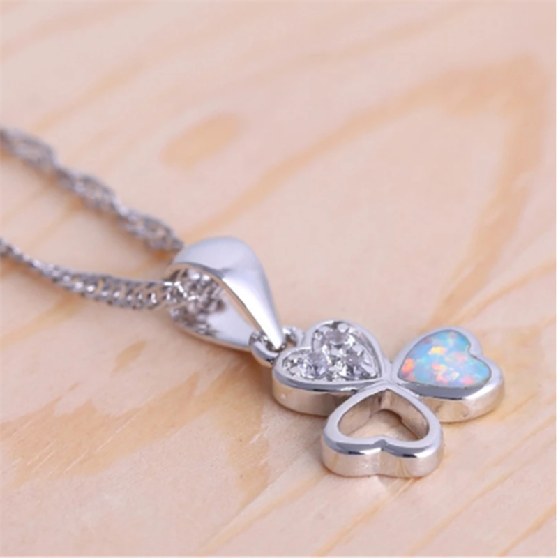 Thời Trang Dây Chuyền Mặt Cỏ May Mắn Đính Đá Opal Sang Trọng Cho Nữ