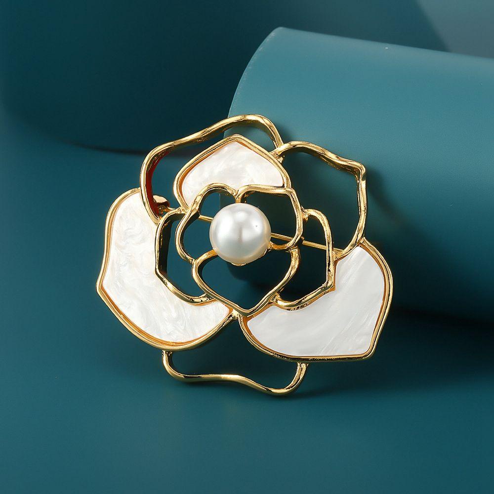 Ghim Cài Áo Hình Hoa Trà Thanh Lịch Cho Nữ