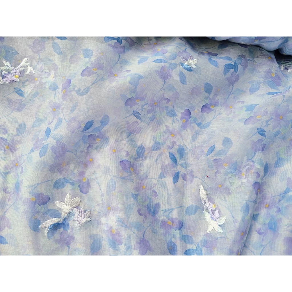 Vải tơ ovanza thêu hoa nhí