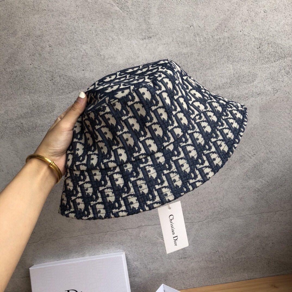Nón Bucket Dior Chống Tia Cực Tím Thời Trang Đi Biển Năng Động