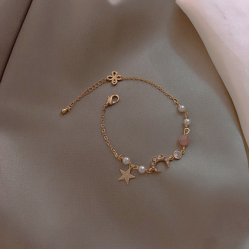 Korean version of the new star and moon bracelet