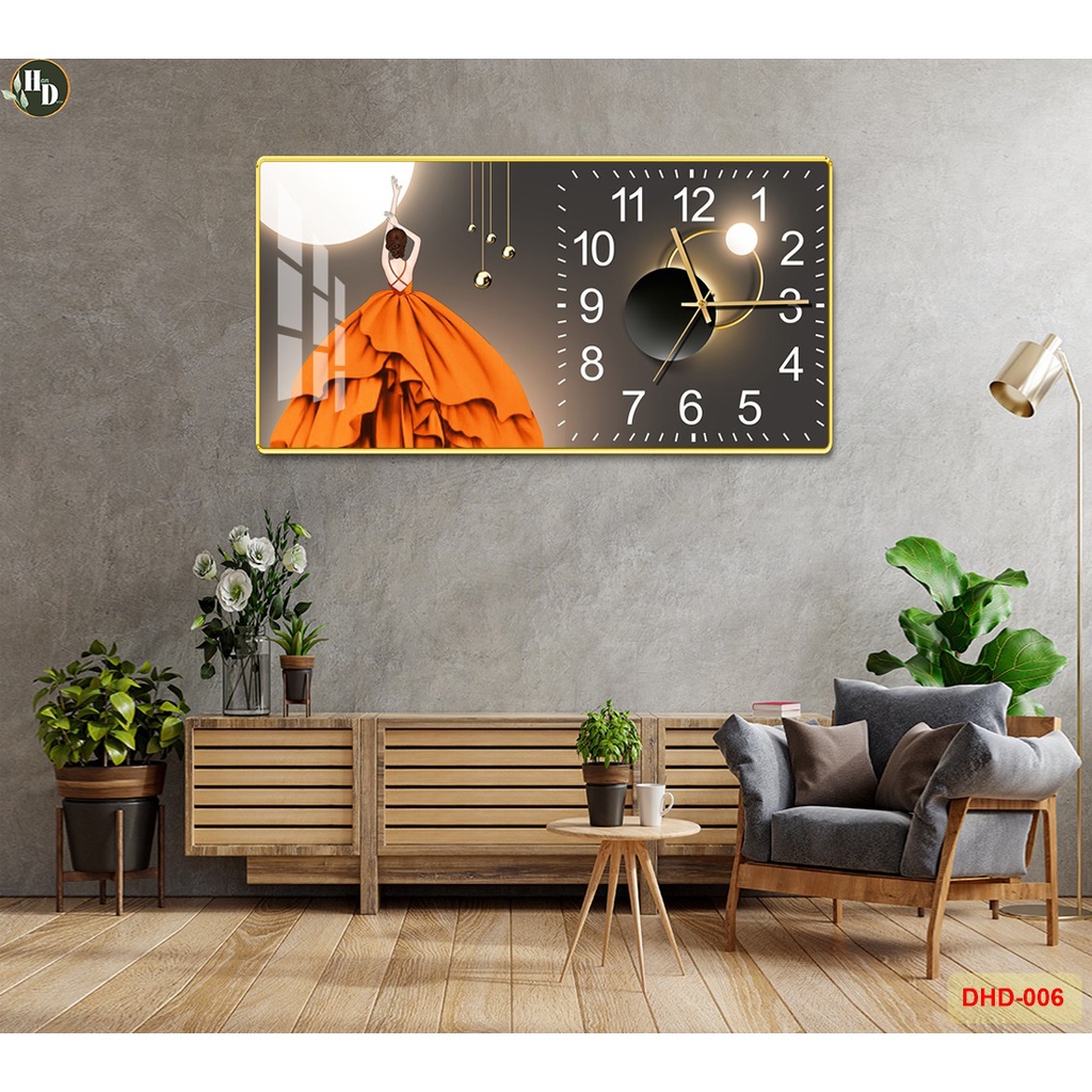 Tranh treo tường trang trí kèm đồng hồ in hình cô gái kích thước 40x80