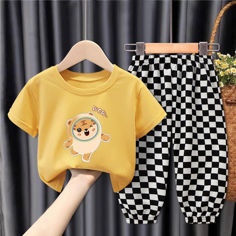 Bộ Quần Áo Thun Ngắn Tay Thời Trang Mùa Hè Năng Động Dành Cho Trẻ