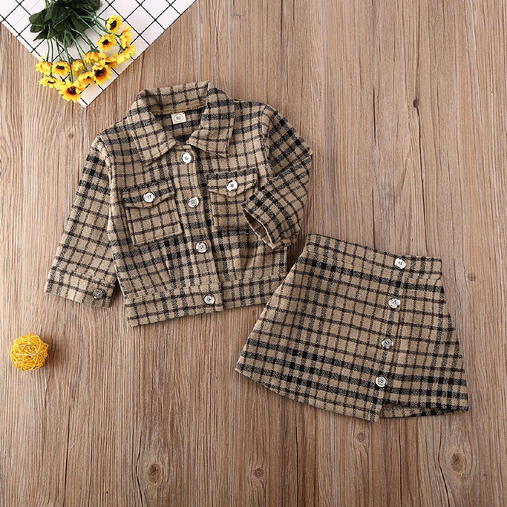 Set áo khoác và chân váy xòe dễ thương cho bé gái