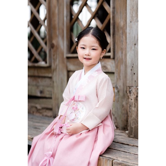 Hanbok cho bé gái