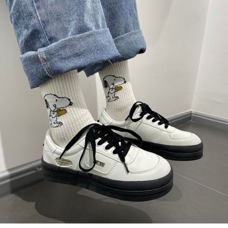 Giày Sneaker Basic Phong Cách Năng Động