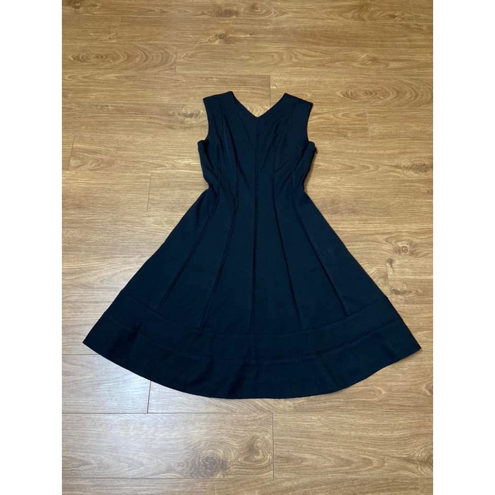 Váy ivy size M, màu đen