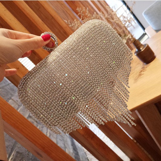 Túi đi tiệc Đá Nhẫn Tua Rua 630