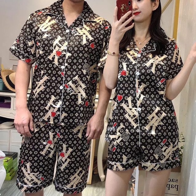 PIJAMA LỤA CHO NAM VÀ NỮ CÓ BÁN LẺ giao ngẫu nhiên