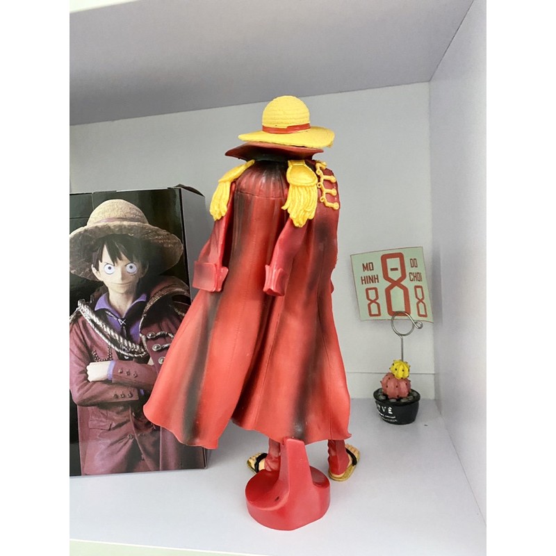 Mô hình One Piece: Luffy áo choàng đỏ