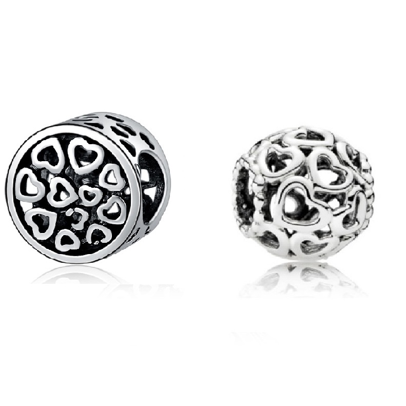 Charm xỏ tròn khắc hình trái tim