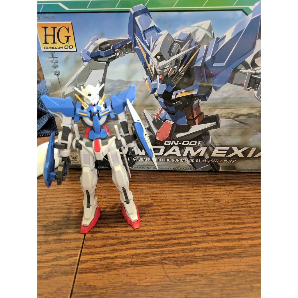 Mô hình lắp ráp hg gundam exia Bandai - GDC