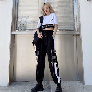 (ORDER) Set trang phục nữ áo thun + áo hai dây top body + quần baggy thể thao viền trắng kiểu girl crush