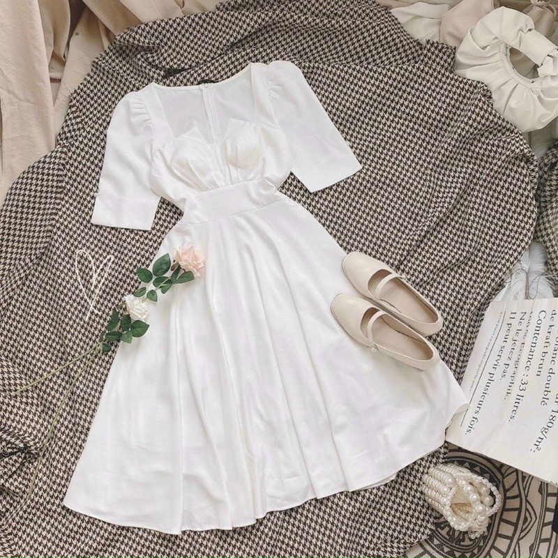 Maxi trắng ngực xếp kiểu bo eo(phiên bản tay ngắn)