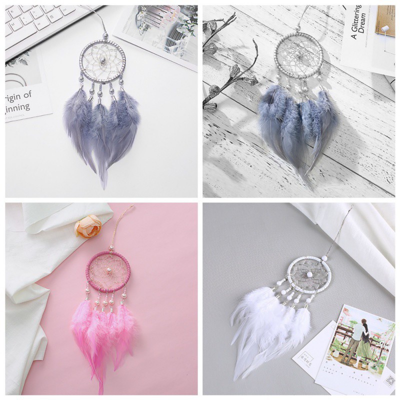 Lưới giấc mơ Dreamcatcher đính lông vũ màu hồng và trắng