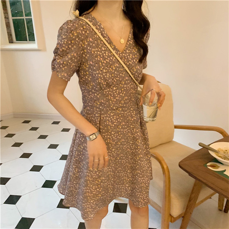 Đầm Nữ Ngắn Tay Cổ Chữ V In Hoa Thời Trang