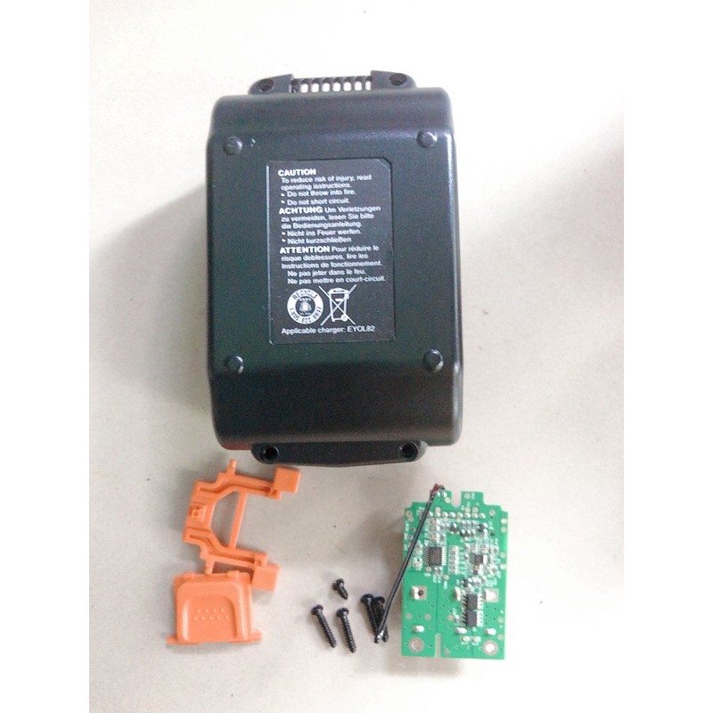 Vỏ mạch pin panasonic 14.4v 5A ,nhan sạc zin