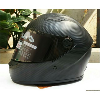 Mũ bảo hiểm fullface Asia MT136 trơn vân carbon siêu chất