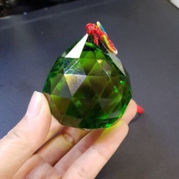 Quả Cầu Treo Pha Lê Phong Thủy Màu Xanh Lục