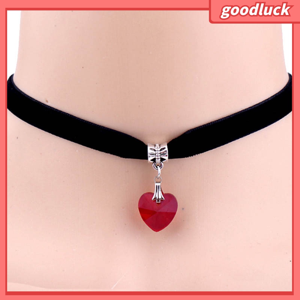 Vòng cổ choker mặt hình trái tim bằng đá phong cách Gothic