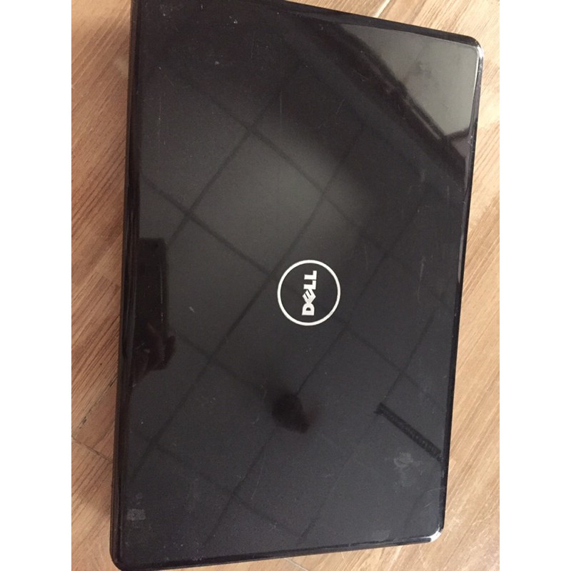 vo laptop dell m5030