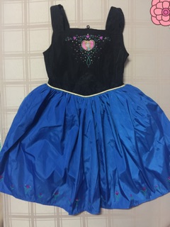 Đầm Disney Anna