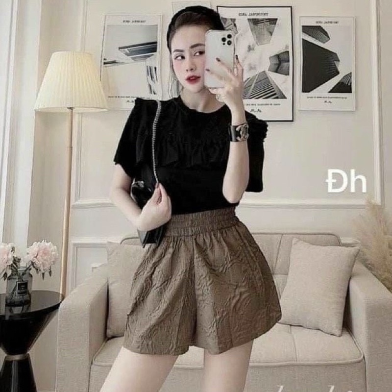 Quần short đùi chất xốp gấm hoa nổi