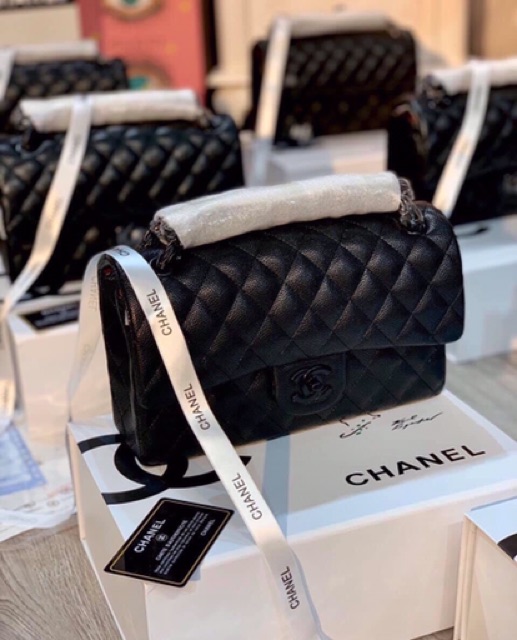 Túi Classic tag đen size 26