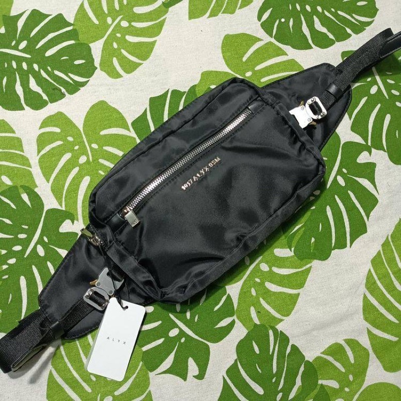 Túi đeo chéo 1017 ALYX 9SM fuoripista belt bag ss22